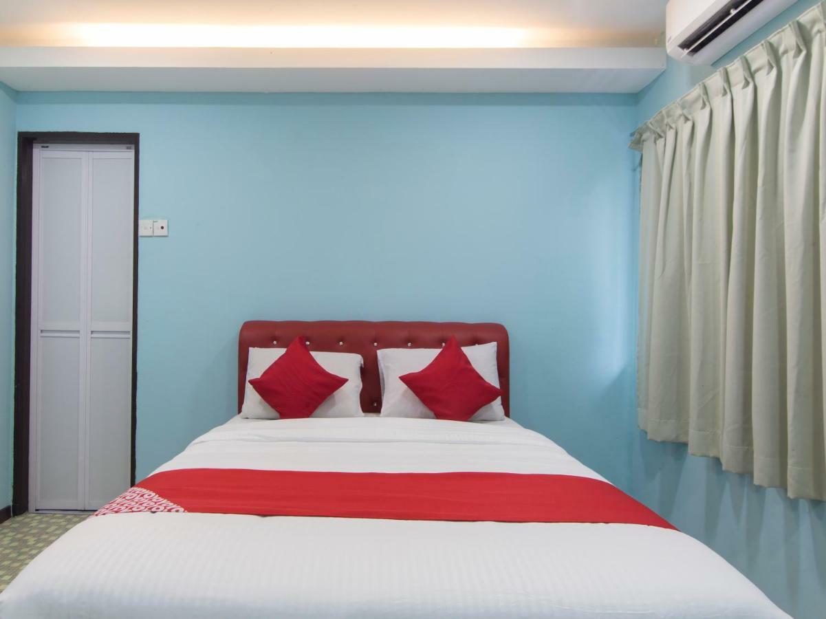 OYO 1136 Pd Star Hotel Port Dickson Exteriör bild
