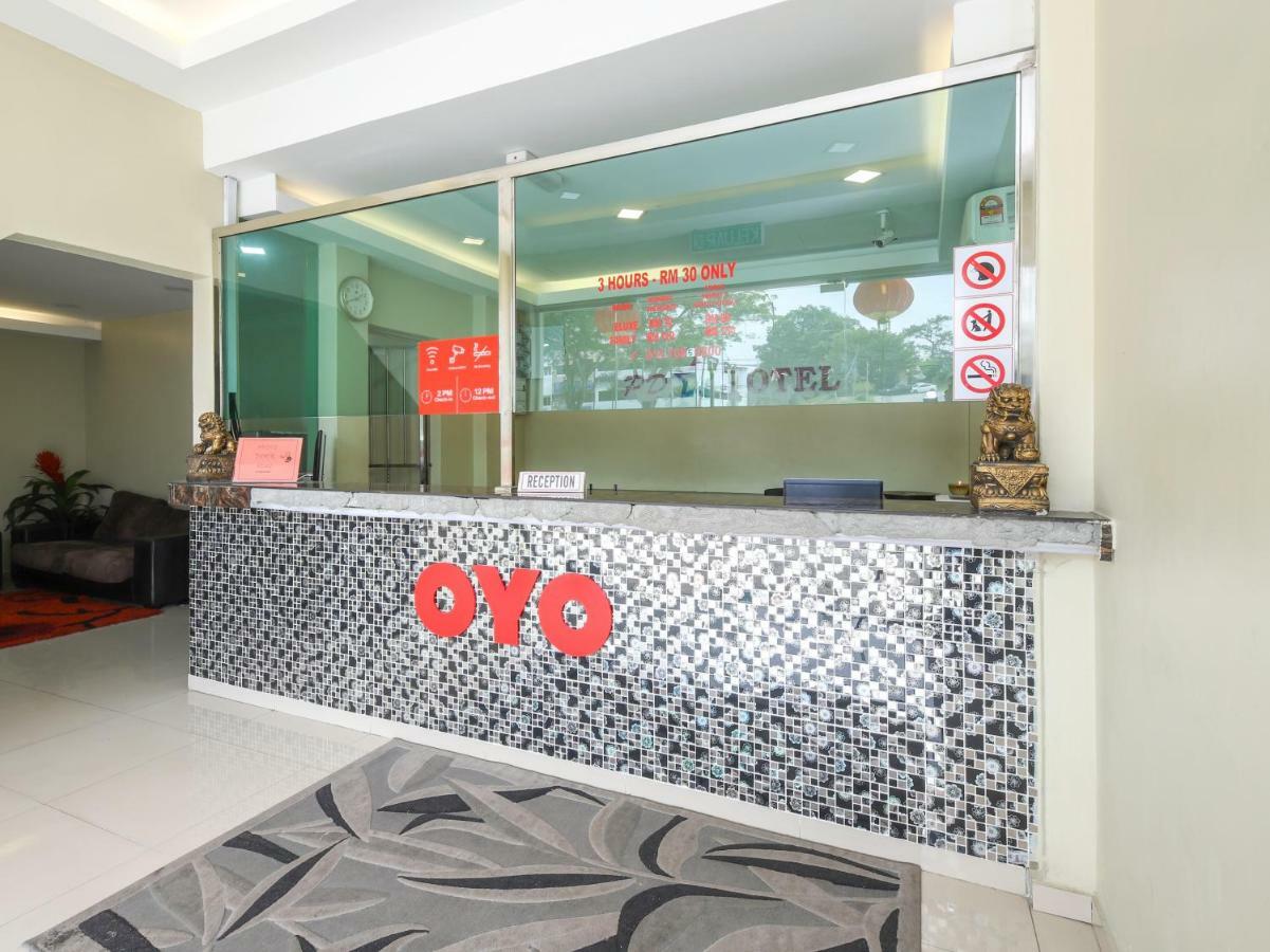 OYO 1136 Pd Star Hotel Port Dickson Exteriör bild