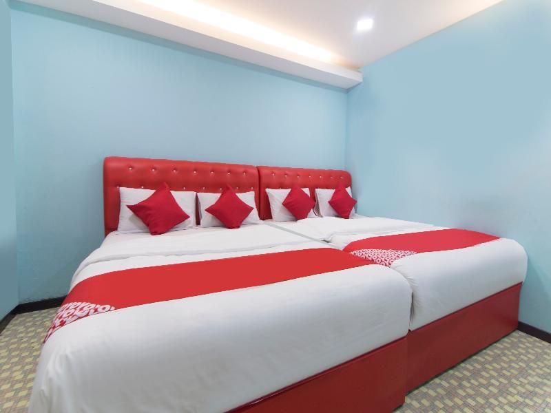 OYO 1136 Pd Star Hotel Port Dickson Exteriör bild